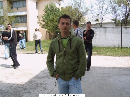 viatza in roz (mai bn zis in negru) =)) - bro` meu ionutzuku - Fan Ficuri cu Moi Dix Mois?:))